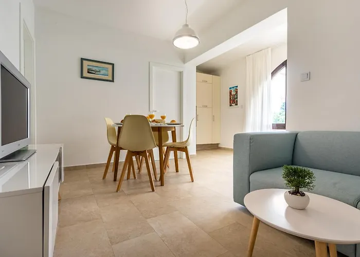 House Barbara 2