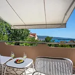 House Barbara 2 Apartman Kornić