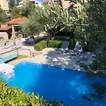 House Barbara 2 Apartman *